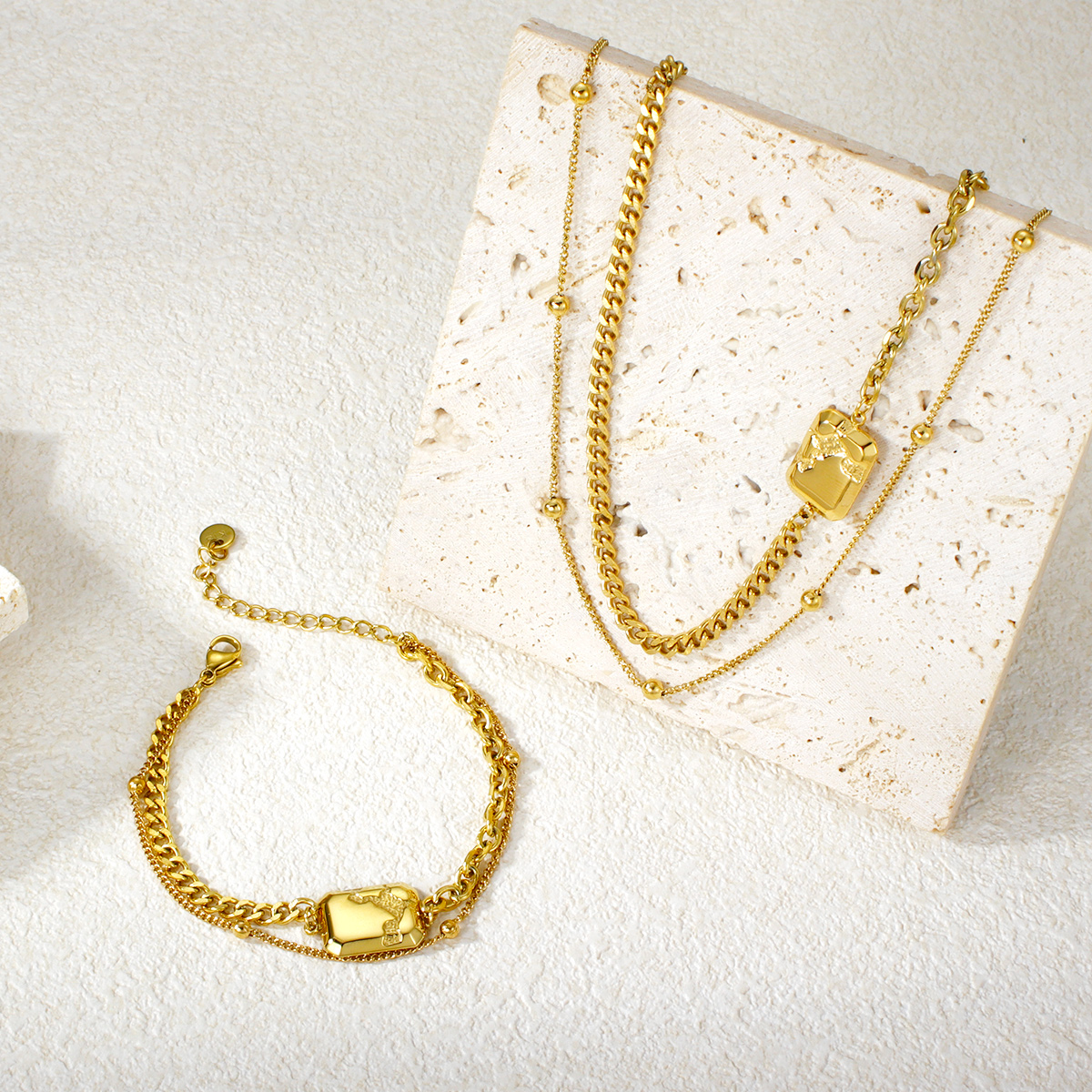 18K镀金不锈钢首饰复古双层链方形吊坠